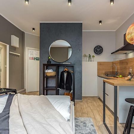 Number 1 Apartments Rijeka Bagian luar foto