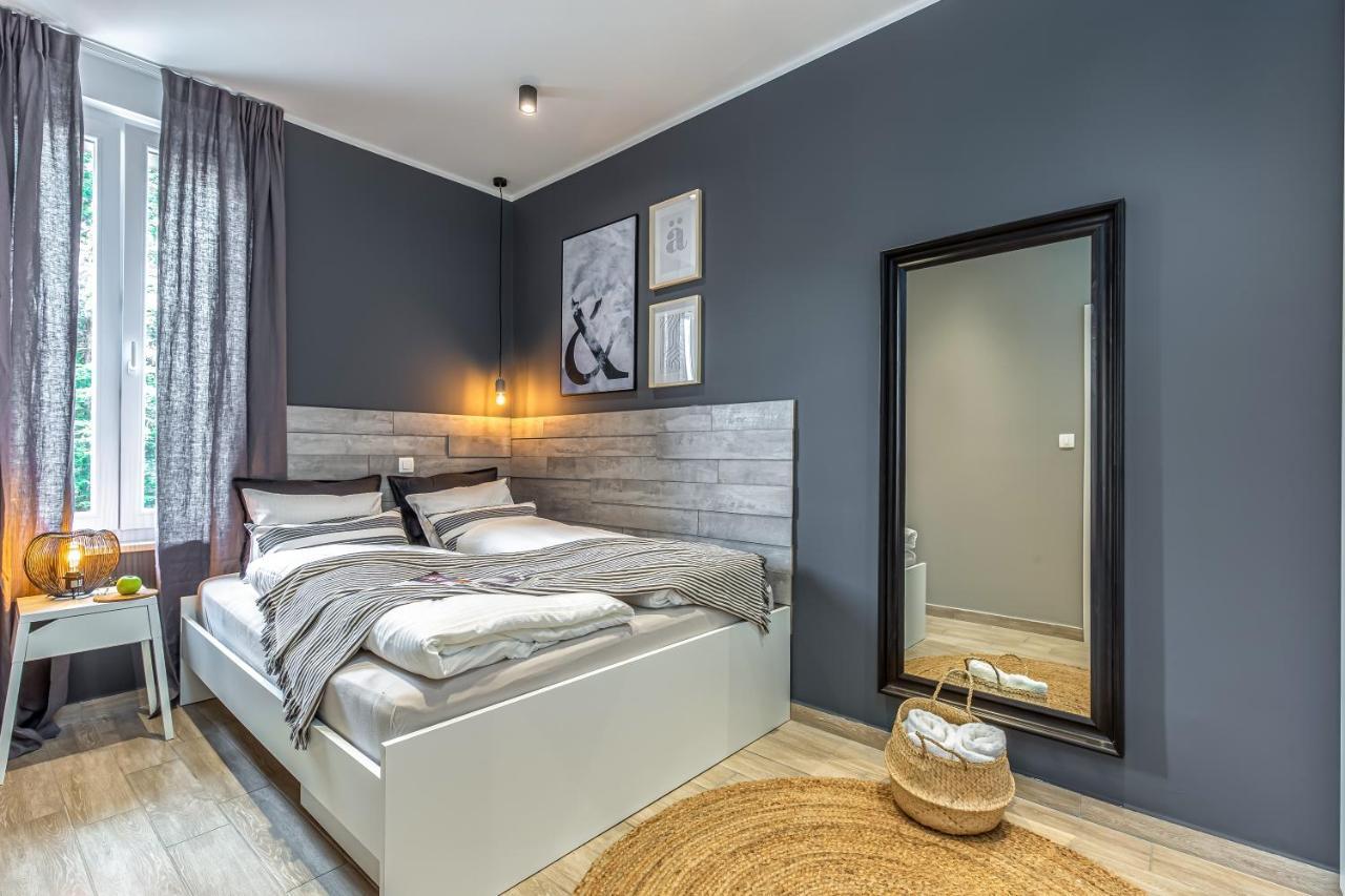 Number 1 Apartments Rijeka Bagian luar foto